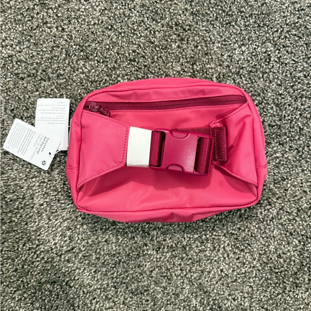 Lululemon Athletica Pink Everywhere Belt Bag Large - Picture 2 of 5